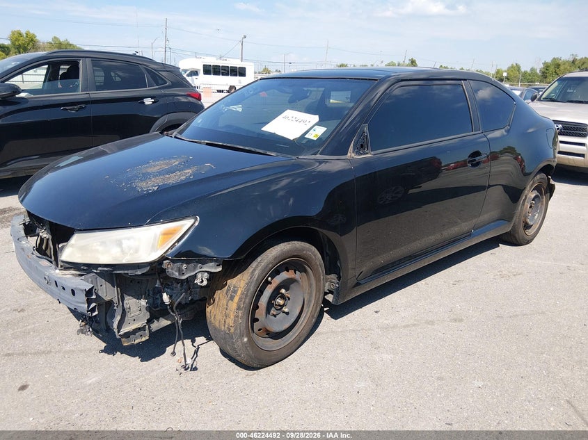 2012 SCION TC · Photo 2