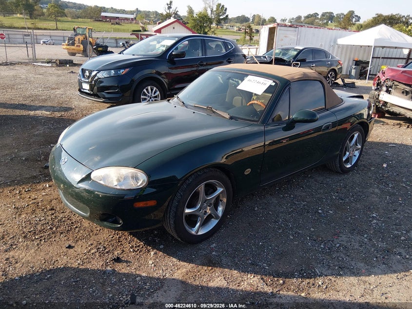 MAZDA MX-5 MIATA 2001 VIN JM1NB353610211239