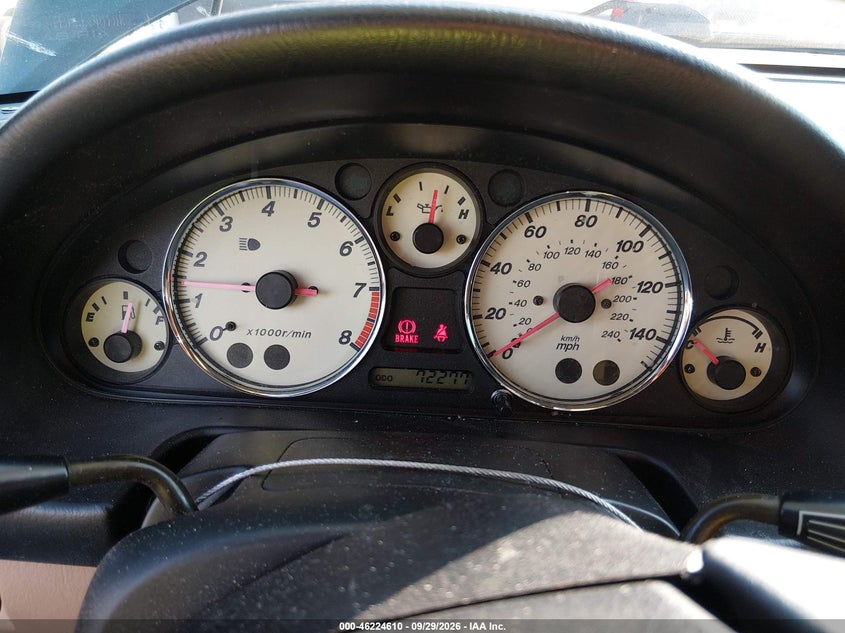 MAZDA MX-5 MIATA 2001 VIN JM1NB353610211239
