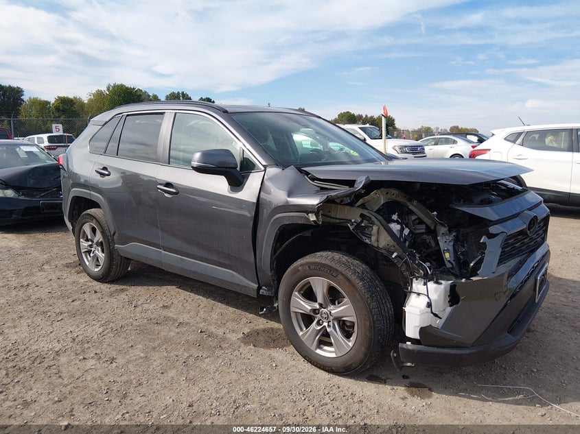 TOYOTA RAV4 - zdjęcie 1
