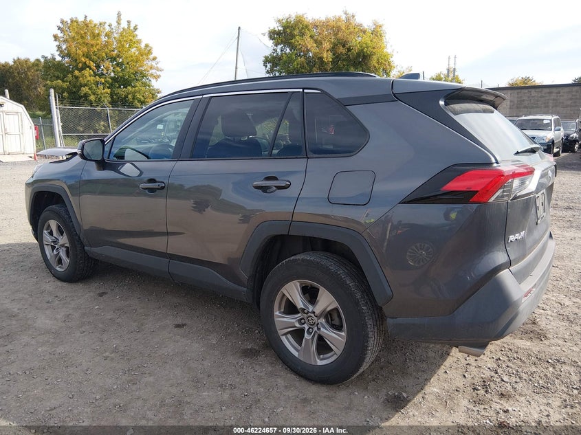 TOYOTA RAV4 - zdjęcie 3