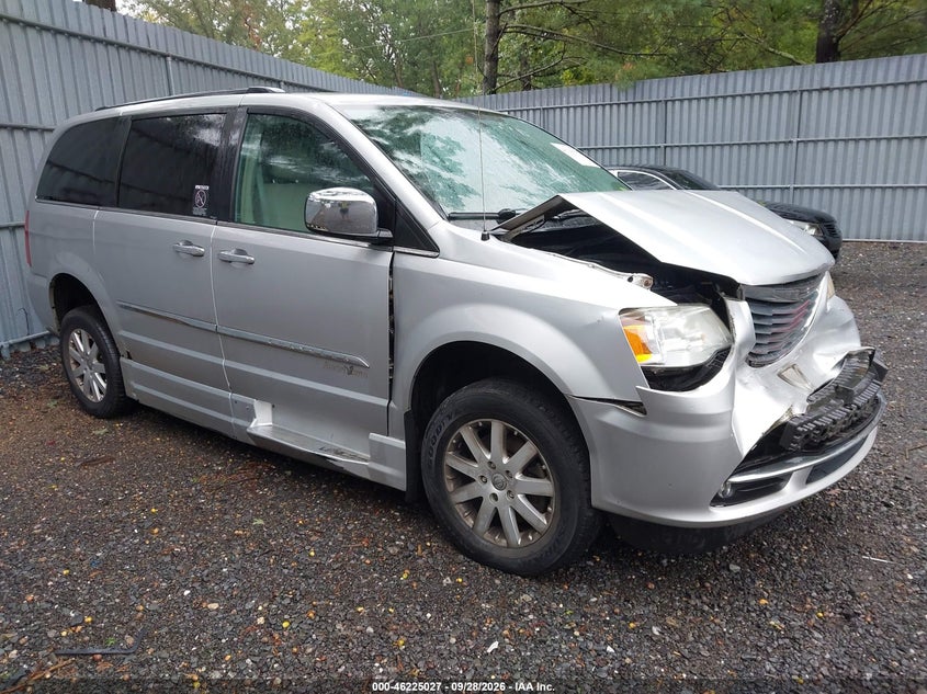 2012 Chrysler Town & Country Touring-L
