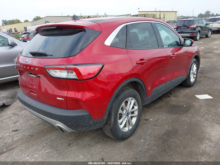 Vin: 1fmcu9g68lub64752, lot: 46725183, ford escape se 20204