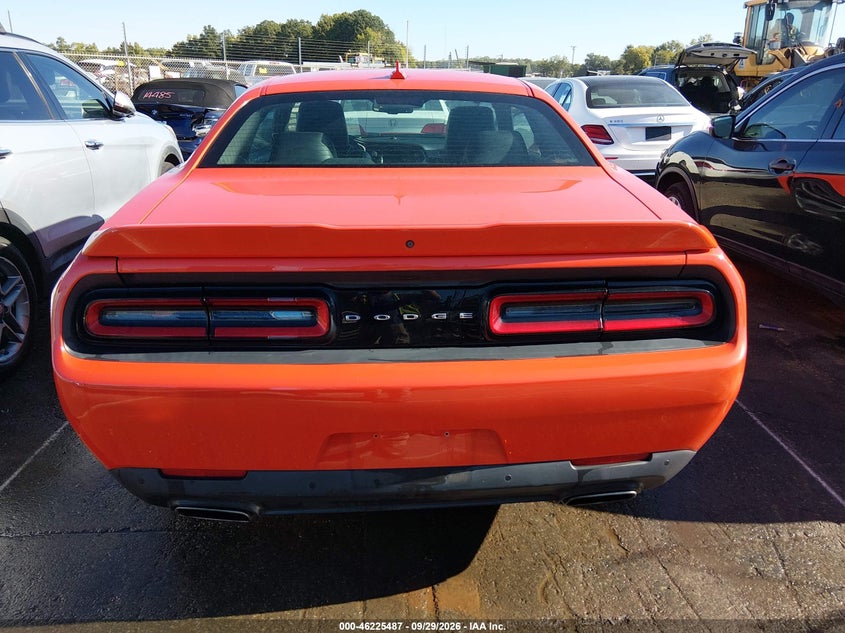 Фото 16 - DODGE CHALLENGER