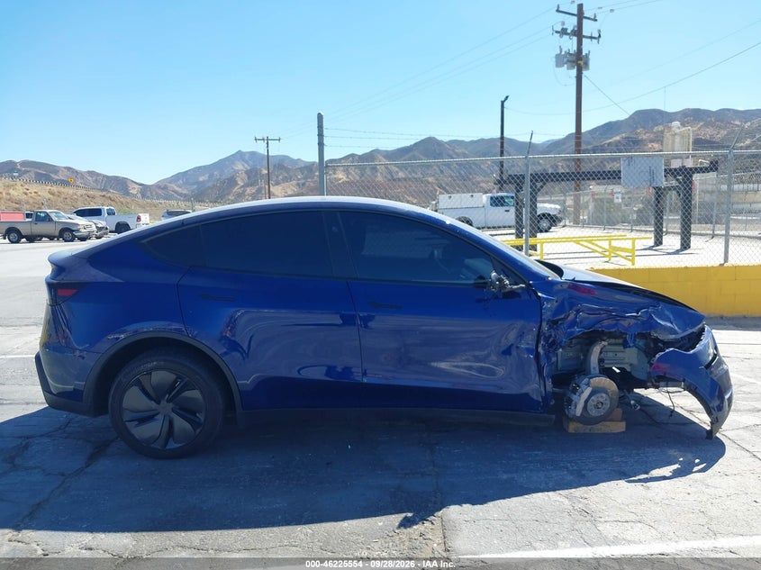 TESLA MODEL Y - zdjęcie 13