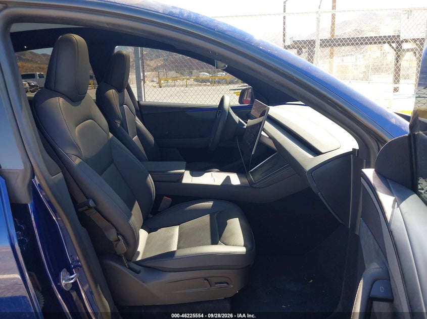 TESLA MODEL Y - zdjęcie 5