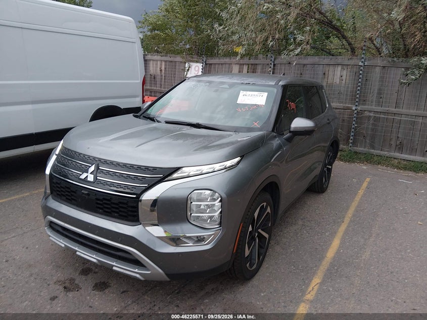 2024 Mitsubishi Outlander Se 2.5 2Wd/Se Black Edition S-Awc/Se Black Edition W/Pano Roof S-Awc, Удар сзади, IAAI, VIN JA4J3VA81RZ039289 — фото 2