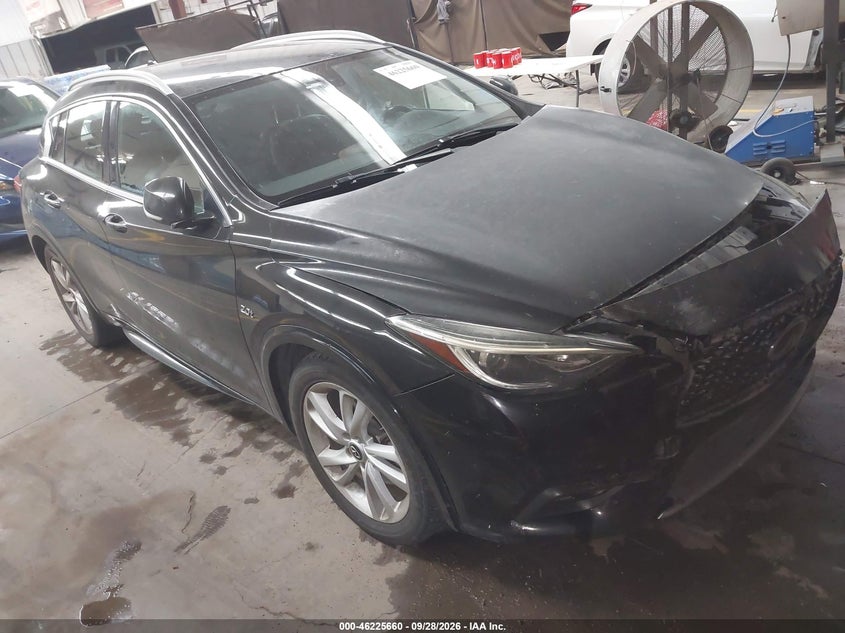 2019 INFINITI QX30 LUXE