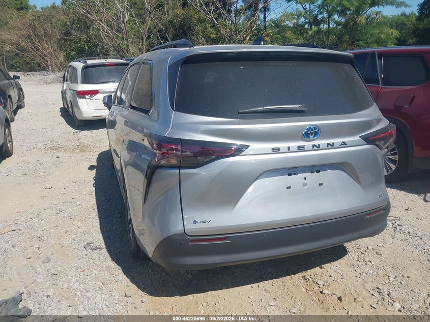 Vin: 5tdyrkec6ss288839, lot: 46725684, toyota sienna xle 20253