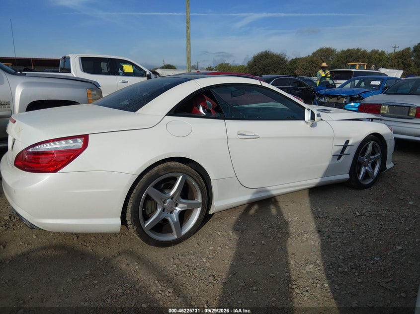 2016 MERCEDES-BENZ SL 400 · Фото 13