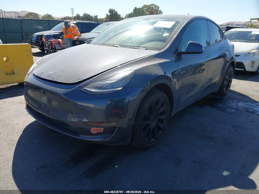 Vin: 5yjygdee0lf051305, lot: 46725785, tesla model y long range dual motor all-wheel drive 20202