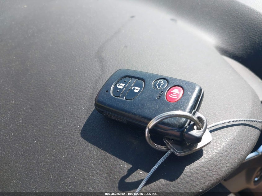 TOYOTA HIGHLANDER HYBRID 2008 VIN JTEEW44A982025313