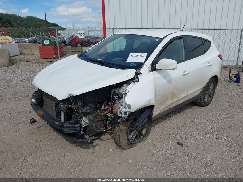 2015 Hyundai Tucson Gls, Front End, IAAI, VIN KM8JTCAF7FU109598 — photo 2