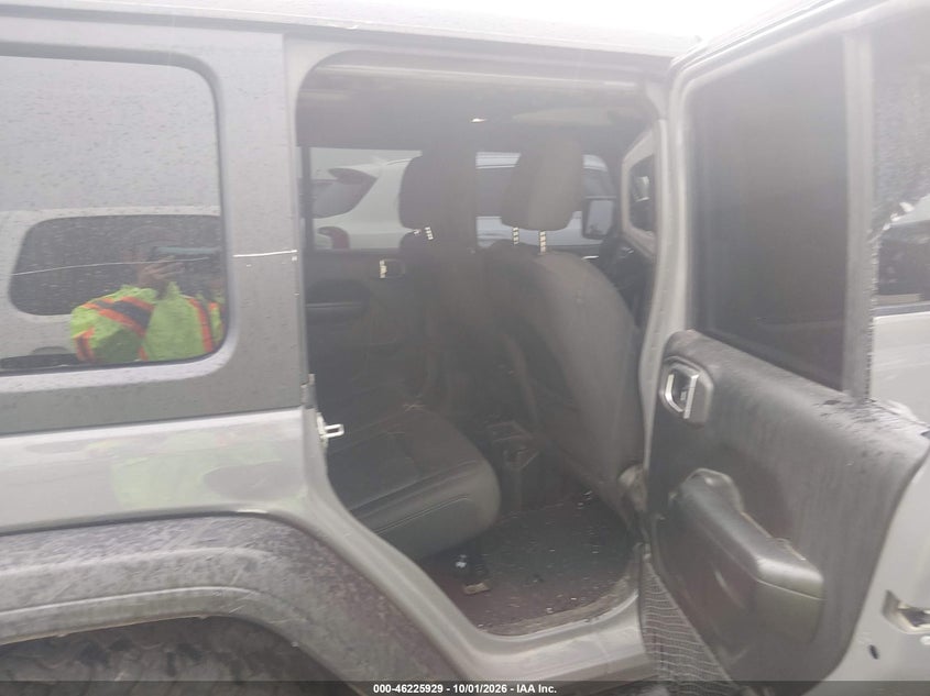 2018 JEEP WRANGLER UNLIMITED SPORT S 4X4 · Фото 8