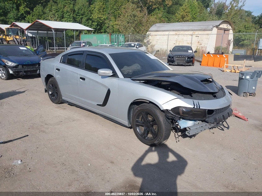 Vin: 2c3cdxbg0nh255405, lot: 46725925, dodge charger sxt rwd 2022 img_1