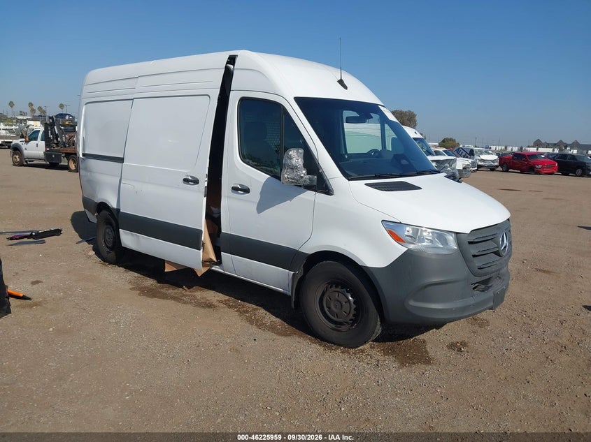 2025 MERCEDES-BENZ SPRINTER 2500 STANDARD ROOF 4-CYL DIESEL