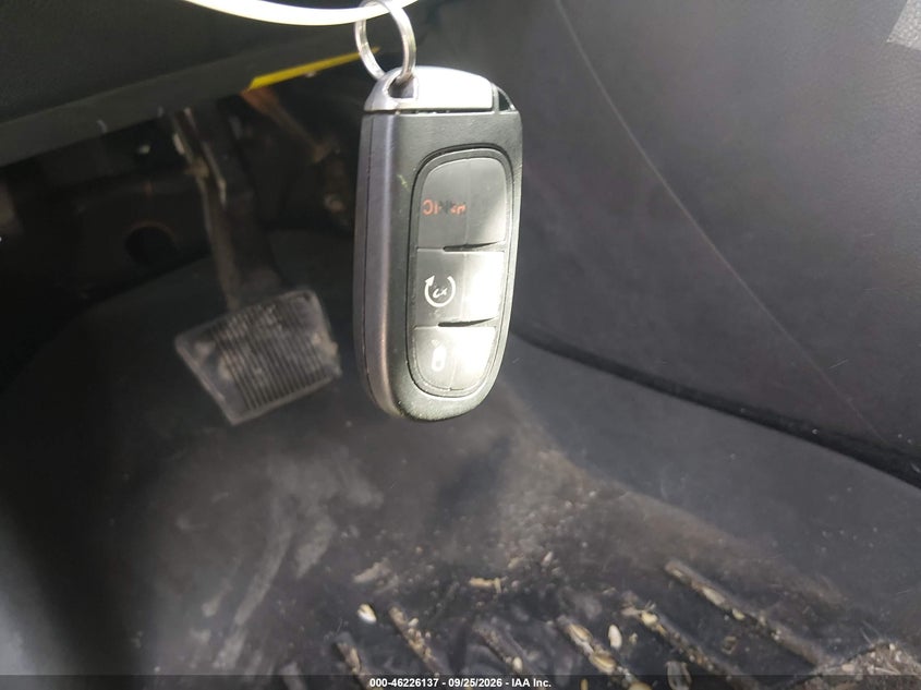 2014 JEEP CHEROKEE LATITUDE · Фото 11