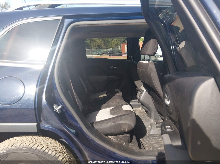 2014 JEEP CHEROKEE LATITUDE · Фото 8
