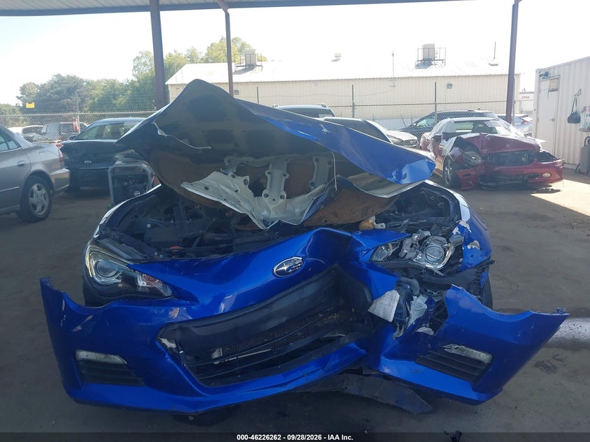 2015 SUBARU BRZ PREMIUM · Фото 12