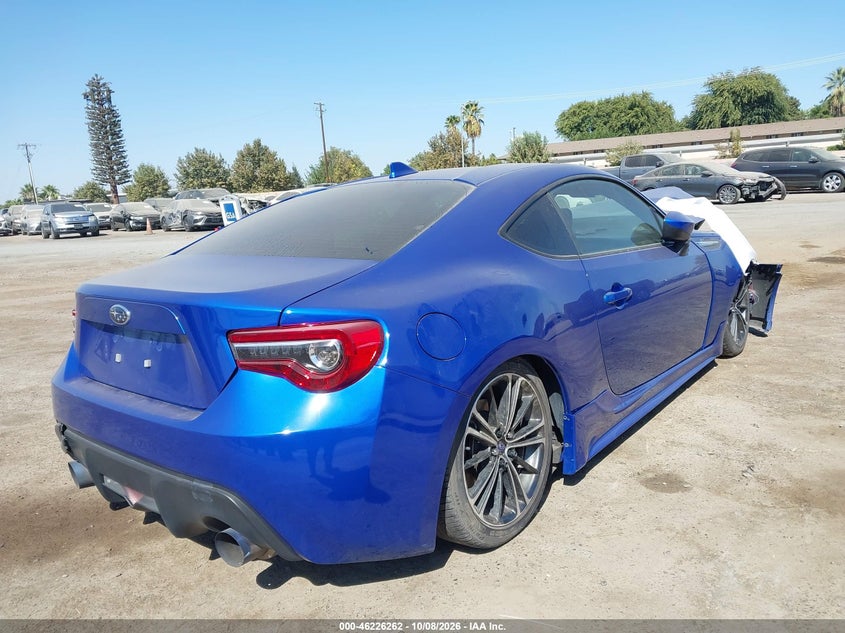 2015 SUBARU BRZ PREMIUM · Фото 4