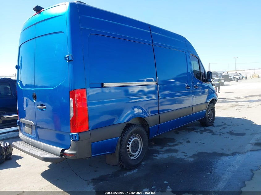 2019 MERCEDES-BENZ SPRINTER 2500 STANDARD ROOF V6 · Photo 4