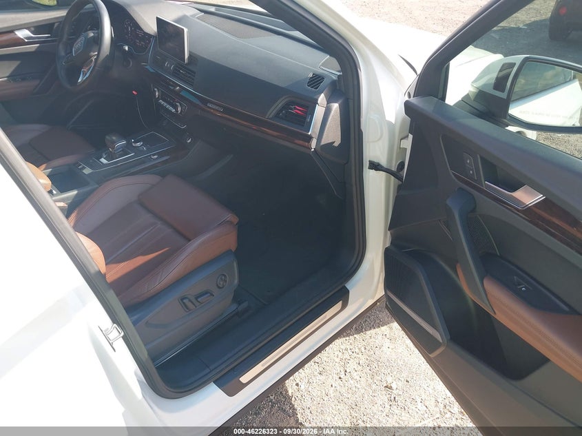 AUDI Q5 - zdjęcie 5