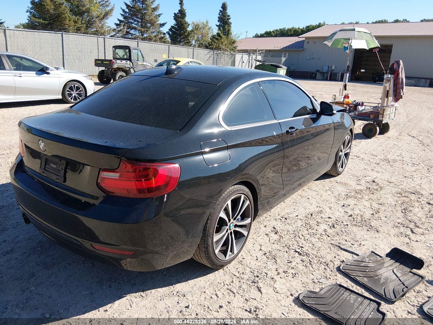 BMW 228I - zdjęcie 4