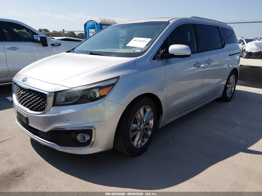 2016 KIA SEDONA auction photo 2