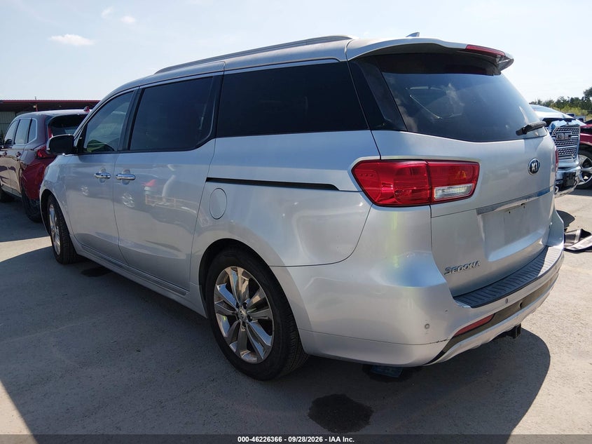 2016 KIA SEDONA auction photo 3