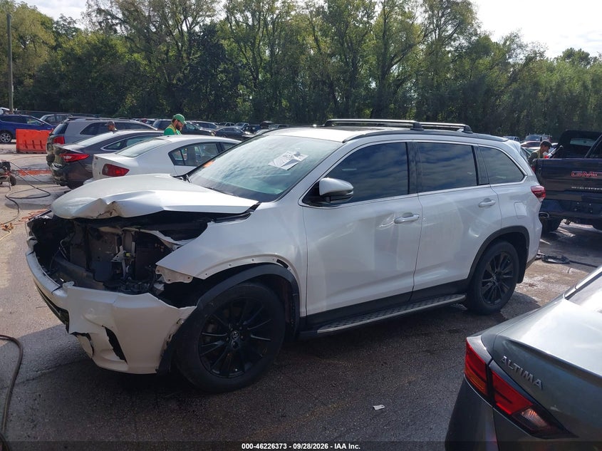 TOYOTA HIGHLANDER - zdjęcie 14