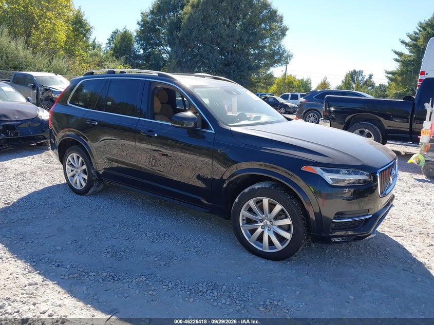 2016 VOLVO XC90 T6 MOMENTUM