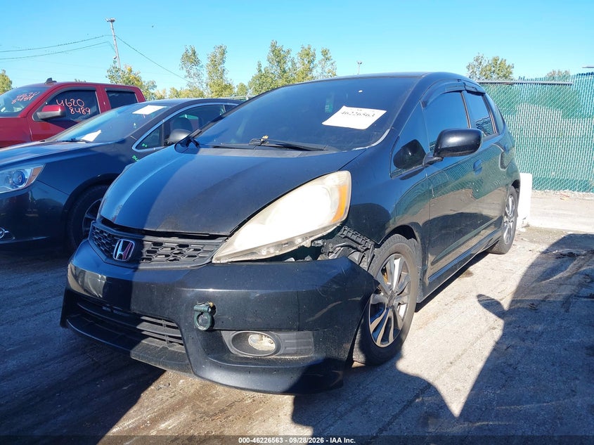 2010 Honda Fit Sport, Right Front, IAAI, VIN JHMGE8G42AS015160 — photo 2