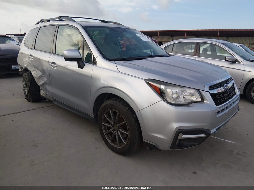 Vin: jf2sjagc7jh574451, lot: 46726691, subaru forester 2.5i premium 2018 img_1