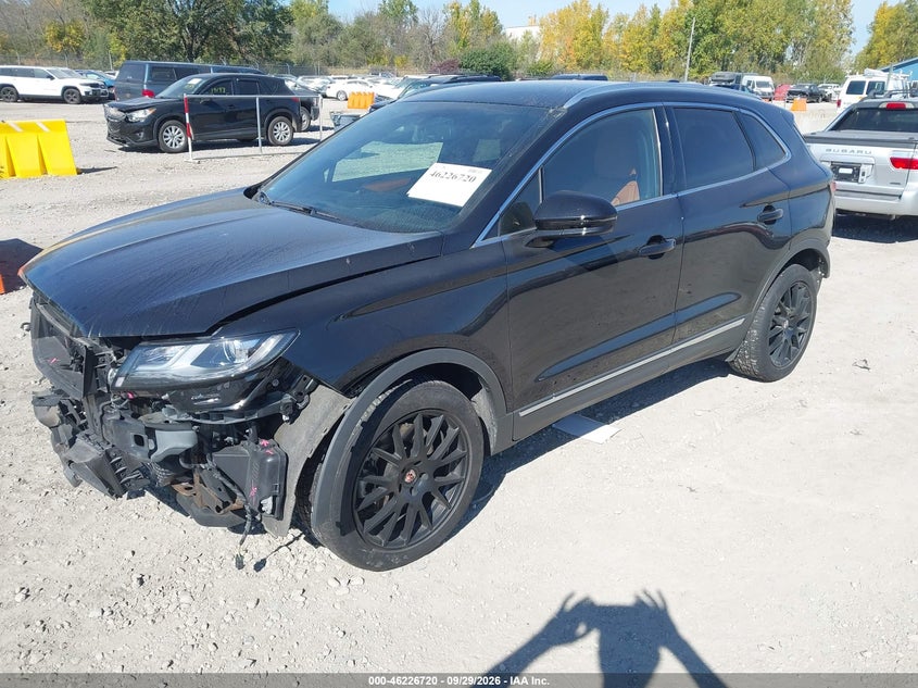 2019 LINCOLN MKC SELECT · Photo 2