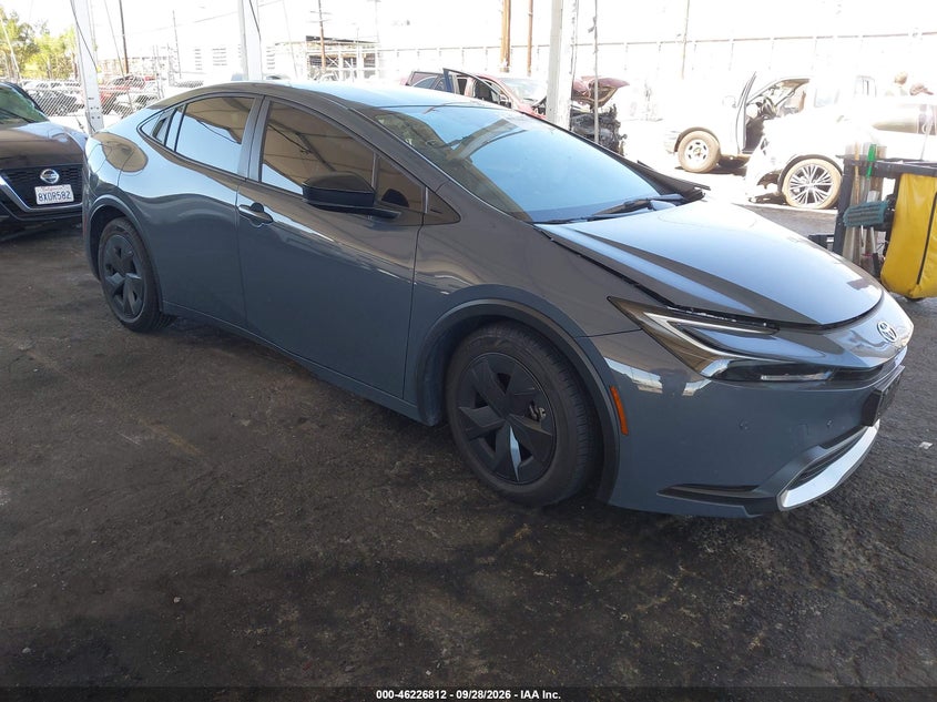2025 TOYOTA PRIUS PLUG-IN HYBRID SE
