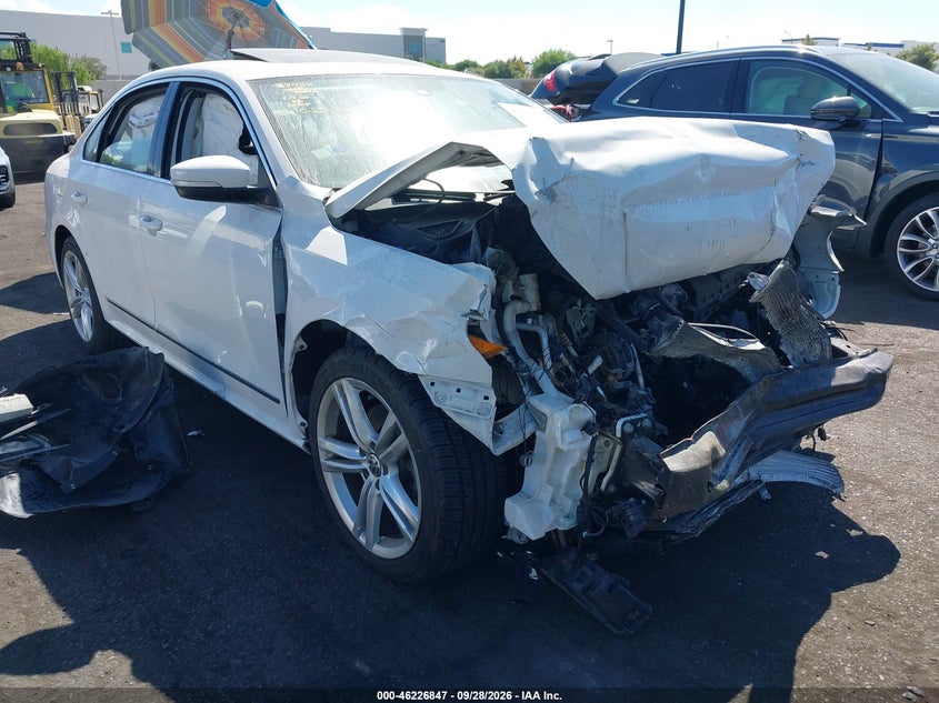 2015 VOLKSWAGEN PASSAT 1.8T SE