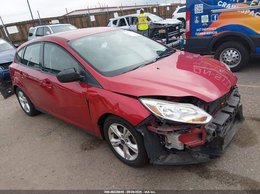Vin: 1fahp3k20cl266948, lot: 46726837, ford focus se 20121