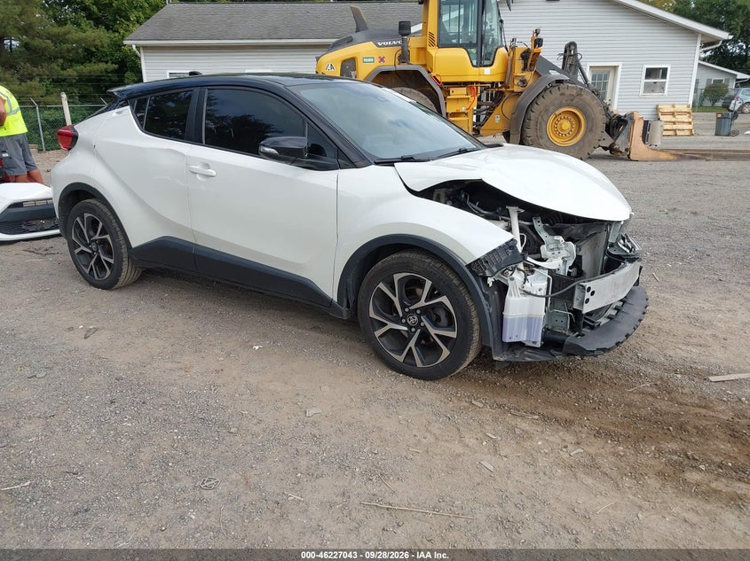 TOYOTA C-HR - zdjęcie 1