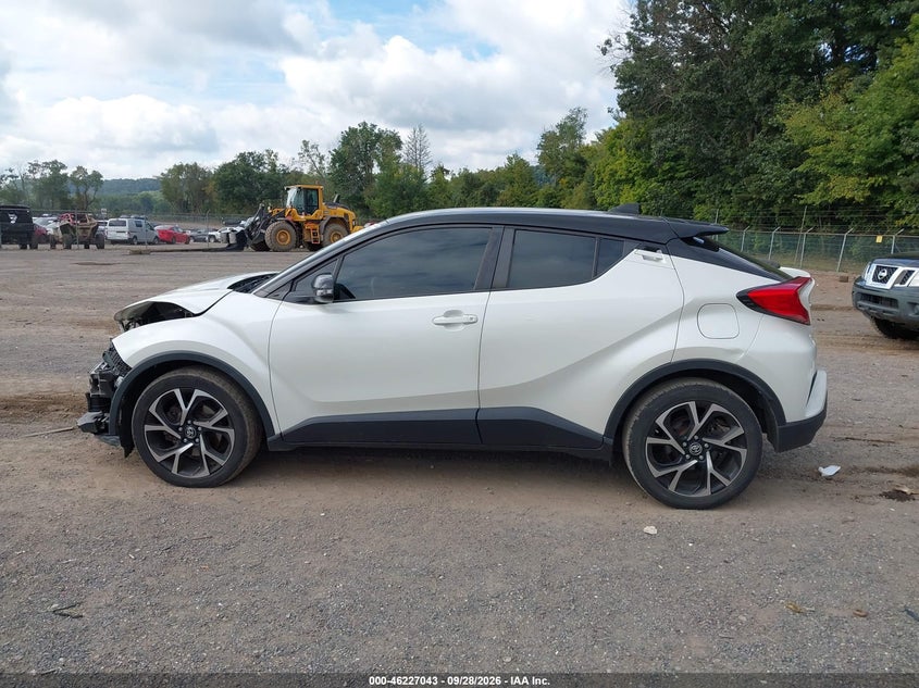 TOYOTA C-HR - zdjęcie 15