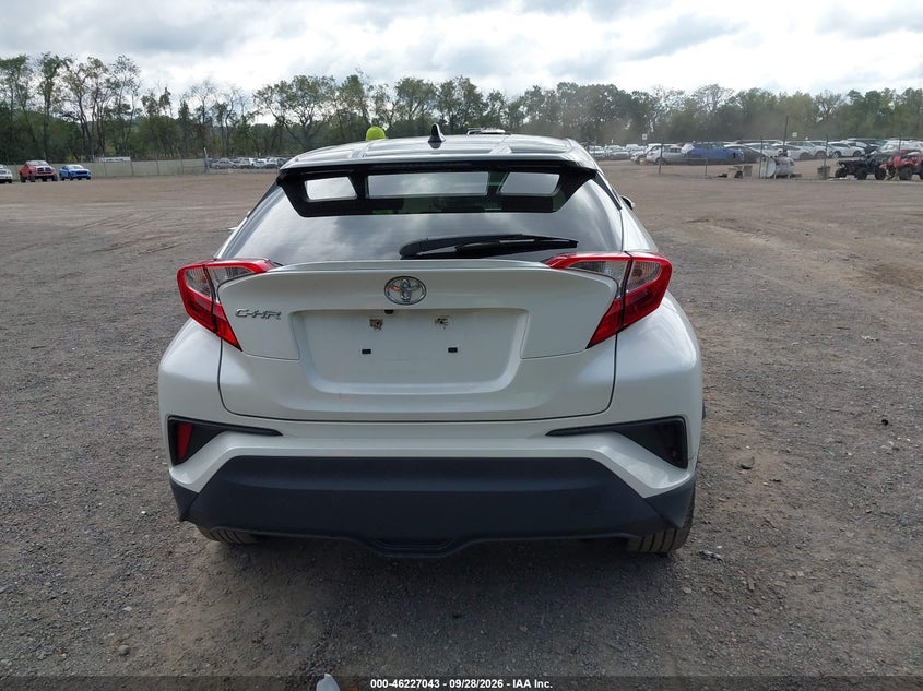 TOYOTA C-HR - zdjęcie 17