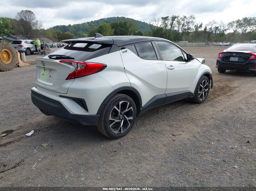TOYOTA C-HR - zdjęcie 4