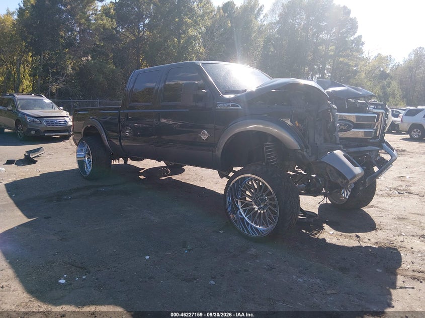 2013 FORD F-250 LARIAT