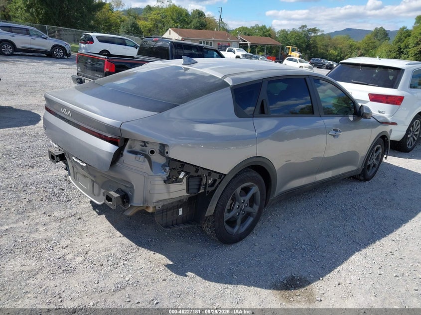 Vin: 3kpft4de4se219715, lot: 46727169, kia k4 lxs 20254