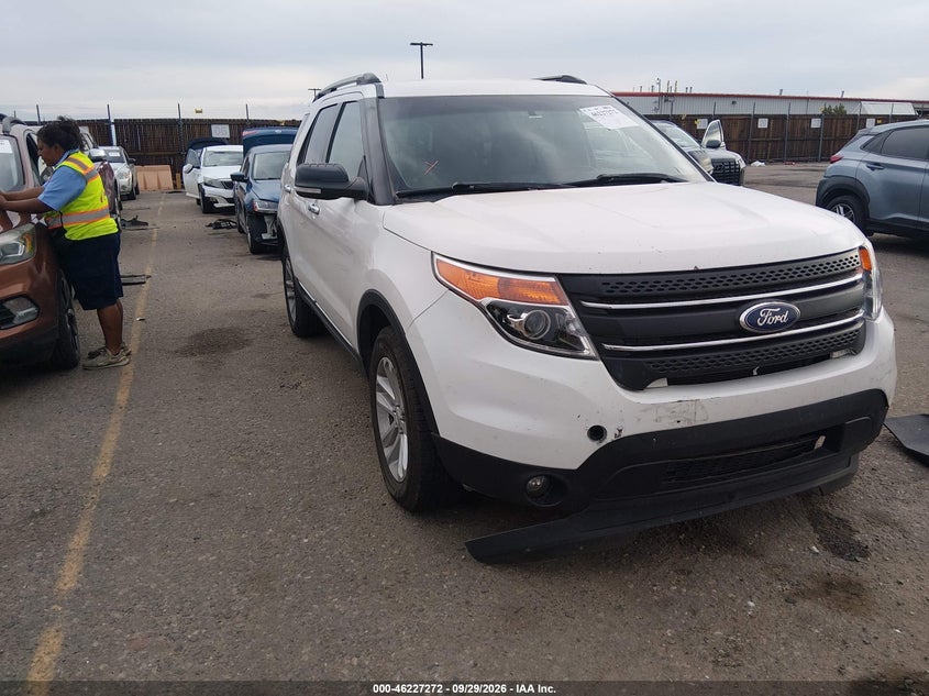Vin: 1fm5k8d86fgb89800, lot: 46727260, ford explorer xlt 2015 img_1