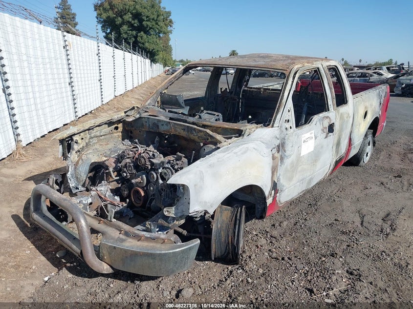 2005 Ford F-150 Fx4/Lariat/Xl/Xlt, Interior Burn, IAAI, VIN 1FTPX14515FA59939 — фото 2