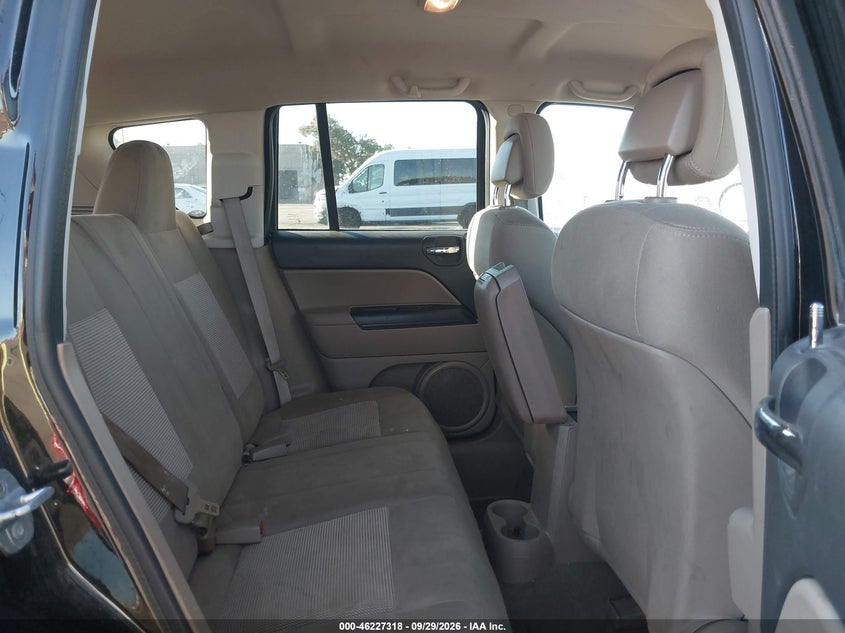 JEEP COMPASS 2011 VIN 1J4NT1FB8BD151623