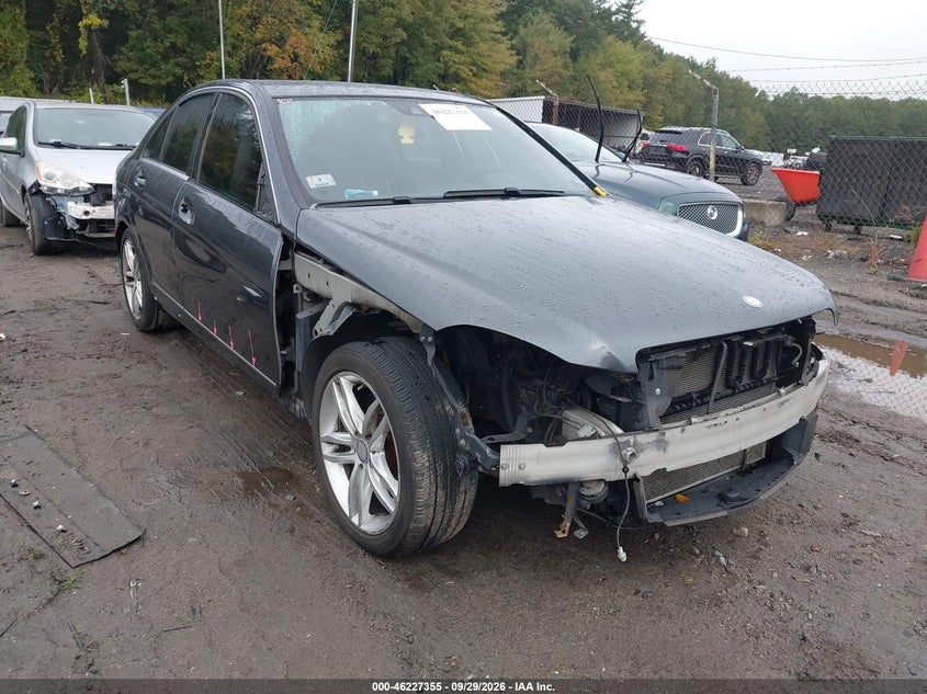 2013 MERCEDES-BENZ C 300 SPORT 4MATIC