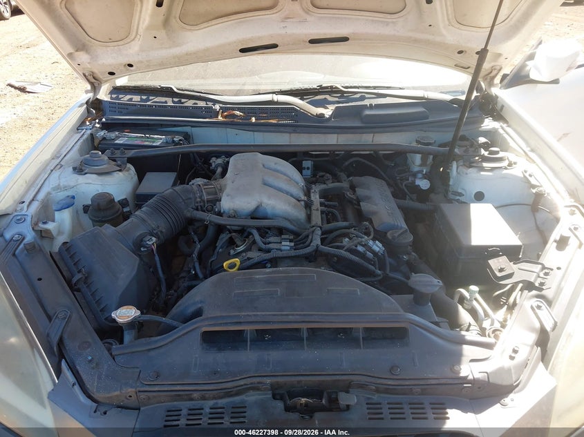 2010 HYUNDAI GENESIS 3.8 GRAND TOURING · Photo 10