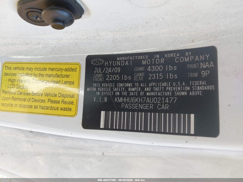 2010 HYUNDAI GENESIS 3.8 GRAND TOURING · Photo 9