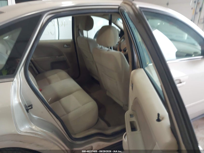 FORD FIVE HUNDRED 2005 VIN 1FAFP23185G183321
